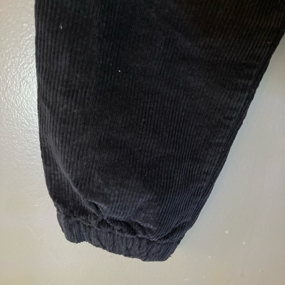 NWOT American Eagle Corduroy Joggers - Picture 6 of 8